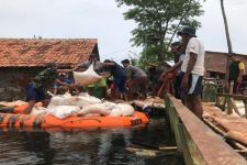 228 Korban Banjir Pekalongan belum Bisa Kembali, Genangan Air Masih 25 Sentimete - JPNN.com Jateng