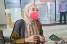 Zaskia Sungkar Diperiksa Kejari Bogor Atas Kasus Penggelapan Oleh Adik Ipar - JPNN.com Jabar