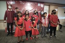 Bersama Panti Asuhan, The Alana Hotel Surabaya Sambut Hari Natal Dengan Sukacita - JPNN.com Jatim
