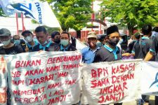 Masyarakat Purworejo Tuntut Diskresi Sengketa 176 Bidang Tanah Bendung Bener - JPNN.com Jateng