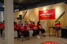 Bangkitkan Perekonomian, Komunitas Pemuda Entrepreneur Surabaya Hadir Bantu Masyarakat  - JPNN.com Jatim