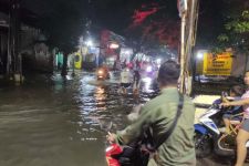Ribuan Warga dan Ratusan Balita Terdampak Banjir Semarang, Truk Dapur Umum Dikirimkan - JPNN.com Jateng