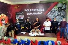 Siswa SMK Akpelni Semarang Dikeroyok 10 Seniornya, Ditampar 140 Kali, Ibu Melapor - JPNN.com Jateng