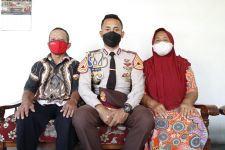 Anak Penjual Tahu Keliling di Jombang Lolos Pendidikan Akpol, Orang Tua Ungkap Pesan Berharga - JPNN.com Jatim