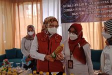 Pemkab Purwakarta Siapkan 7.200 Liter Minyak Murah Dalam Operasi Pasar - JPNN.com Jabar