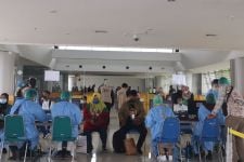 129 PMI Asal Malaysia Tiba di Surabaya, Pemprov Jatim Siapkan 4 Lokasi Karantina - JPNN.com Jatim