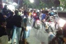 Minggu Malam, Segerombolan Pemuda Dobrak Masjid di Surabaya - JPNN.com Jatim