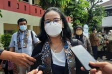 Buntut Lonjakan Kasus Covid-19 di Depok, Kebijakan PTM Dikembalikan ke Daerah? - JPNN.com Jabar