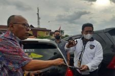 Polisi Geledah Mobil Anggota GMBI, Isinya Mengejutkan - JPNN.com Jabar