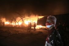 Berita Terkini Kebakaran Relokasi Pasar Johar Semarang, Ganjar Dengar Teriakan Histeris Pedagang - JPNN.com Jateng