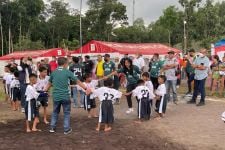 Football For Hope, Ajang PSSI Ceriakan Anak Anak Pengungsi Bencana Gunung Semeru - JPNN.com Jatim