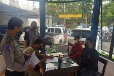 Diduga Sering Buat Sertifikat Vaksin Palsu, Pemuda di Malang Diringkus Polisi - JPNN.com Jatim