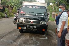 Gegara Rumput, Pengendara Sepeda Motor di Kulon Progo Menabrak Mobil dan Tewas, Innalillahi - JPNN.com Jogja