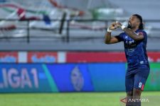 Arema FC Kantongi Tiga Poin Kontra Persita, Terima Kasih Carlos Fortes - JPNN.com Bali