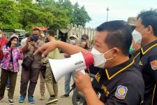 Belasan Tempat Usaha Disegel Satpol PP Kota Semarang, Berikut Daftarnya - JPNN.com Jateng