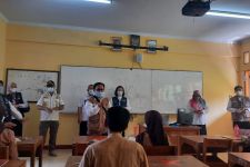 197 Siswa dan Guru Terpapar Covid-19, KCD Pendidikan Wilayah II Jabar Menutup 12 Sekolah di Kota Depok - JPNN.com Jabar