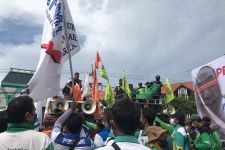 Buruh Jatim Turun ke Jalan, Pertanyakan Status BPJS Kesehatan Bagi Rakyat Miskin - JPNN.com Jatim