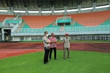 Keren, Pakansari Masuk Dalam Kategori Stadion Terbersih Se-Indonesia - JPNN.com Jabar