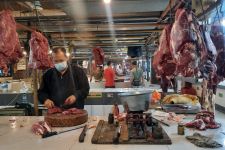 Pedagang Daging di Depok Batal Mogok, Begini Alasannya - JPNN.com Jabar