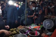 Puan Maharani Blusukan ke Pasar Surabaya, Pedagang Sambat - JPNN.com Jatim