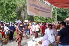 Langgar Prokes, Pasar Murah Minyak Goreng Dihentikan Mendadak - JPNN.com Sultra