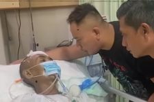Momen Vicky Prasetyo Tuntun Petinju Hero Tito Bersyahadat di Saat-saat Terakhir - JPNN.com Jatim
