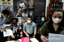 Pasutri di Surabaya Dipolisikan Atas Dugaan Penipuan Investasi Alkes Senilai Miliaran Rupiah - JPNN.com Jatim