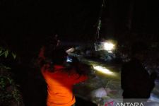Jembatan Penghubung Antardesa di Jember Terputus, 37 KK Dikabarkan Terisolasi - JPNN.com Jatim