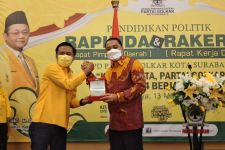 Hadiri Rakerda Golkar Surabaya, Wali Kota Eri: Seperti di Rumah Sendiri - JPNN.com Jatim