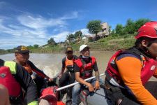2 Hari Dicari, Jasad Bocah asal Tegal Mengapung di Sungai Gung - JPNN.com Jateng