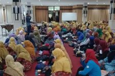 Ratusan Guru Paud Ikuti Workshop, Iis Hendro: Pendidik Jangan Gaptek! - JPNN.com Jatim
