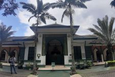Menelisik Sejarah Masjid Besar Cipaganti Bandung, Hasil Kerja Arsitek Belanda - JPNN.com Jabar