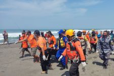 Satu Jenazah Korban Terseret Ombak Pantai Glagah Ditemukan, Ini Identitasnya - JPNN.com Jogja