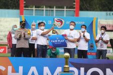 Sportif Sepanjang Kompetisi, Mataram Utama Raih Gelar Fairplay Team - JPNN.com Jogja