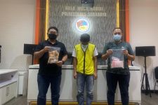 Anak Buah Bandar Narkoba di Surabaya Ditangkap, Wajahnya Tertunduk, JD Siap-siap Saja - JPNN.com Jatim