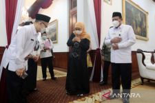 Pemberangkatan Haji Belum Jelas, Daftar Tunggunya Berpuluh-puluh Tahun - JPNN.com Jatim