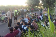 Usai Sahur Jalanan di Dusun Trayang Nganjuk Ramai, Polisi Datang, Hampir Ratusan Motor Disita - JPNN.com Jatim