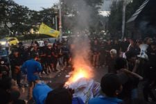 Sore Membara di Gubernuran, Demo Mahasiswa Semarang, Buntu! - JPNN.com Jateng