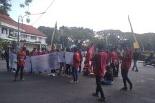 Demo 11 April di Malang, GMNI Bawa Tuntutan Ini, Minta Copot Menteri - JPNN.com Jatim