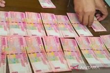 Uang Palsu Beredar di Lombok Tengah, Pelakunya Dapat dari Facebook - JPNN.com NTB