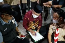 Sebelum Bubar, Massa Aksi Mahasiswa Bandung Titipkan Aspirasi untuk Puan Maharani - JPNN.com Jabar
