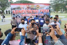 Empat Pencuri Spesialis Pecah Kaca Mobil Diringkus Polresta Bogor Kota - JPNN.com Jabar