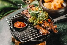 Perpaduan Makanan Tradisional dengan Jajanan Kekinian Untuk Menu Buka Puasamu - JPNN.com Jatim