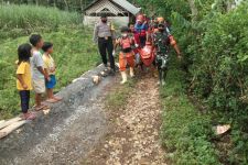 Seberangi Sungai dengan Perahu Rakitan, Petani di Malang Tewas Tenggelam - JPNN.com Jatim