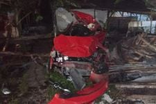 Kecelakaan Kereta Api Vs Mobil di Surabaya, 3 Korban Meninggal Dievakuasi - JPNN.com Jatim