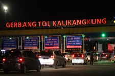 Penampakan Tol Kalikangkung di Hari Pertama Penerapan One Way, Lihat - JPNN.com Jateng