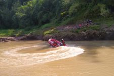 Lebaran Kelabu, 2 Bocah Tenggelam di Sungai Serayu - JPNN.com Jateng