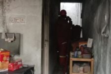 Lupa Mencabut Aliran Listrik Sebelum Mudik, Satu Rumah di Depok Hangus Terbakar - JPNN.com Jabar