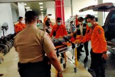 3 Pasien Ambrolnya Perosotan Kenpark Dioperasi Hari Ini, Mohon Doanya - JPNN.com Jatim