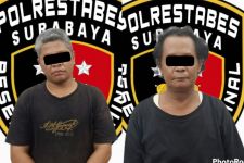 Nih Biang Kerok Hilangnya Besi Penutup Saluran Air di Surabaya, Ada yang Kenal? - JPNN.com Jatim